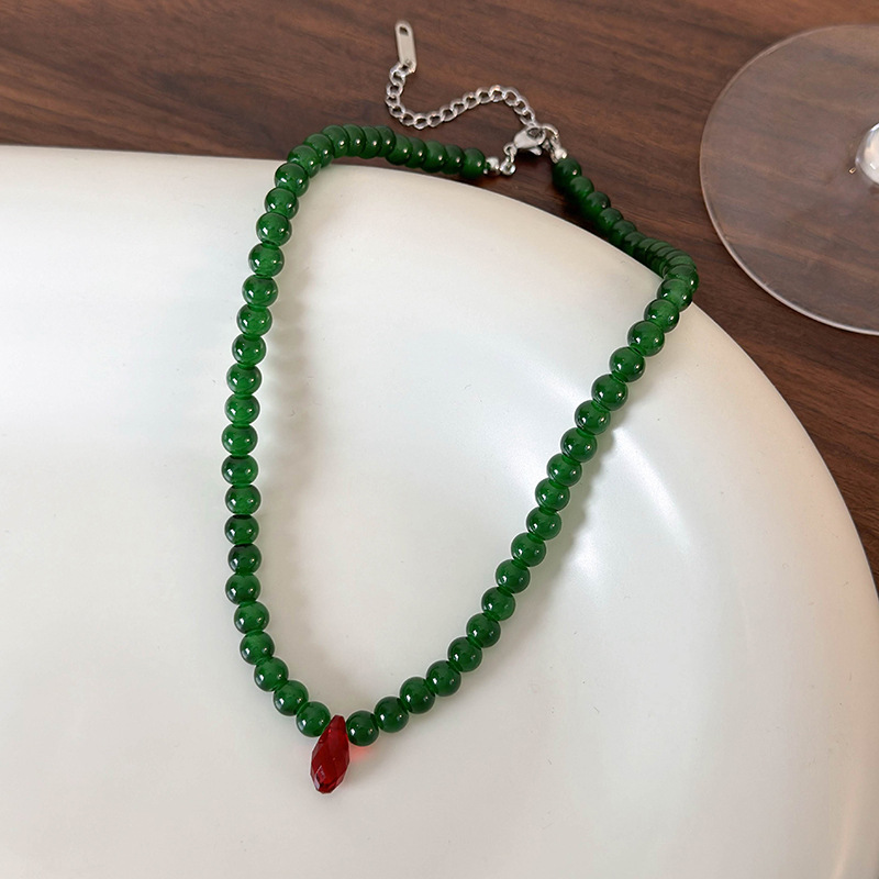Vintage Green Beaded Necklace  - Vintage Fashion Look recension och pris