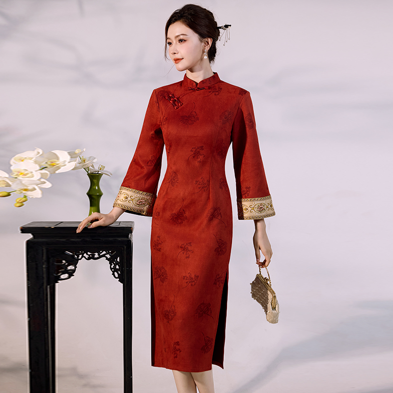 Luxury Suede Velvet Qipao - Mo - Vintage Fashion Gen Z recension och pris