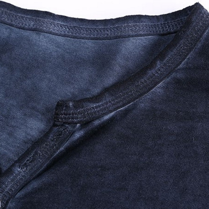 Vintage Distressed Men's V-Nec - Vintage Fashion Look recension och pris